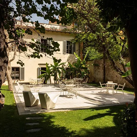 Palazzo San Niccolò 4*