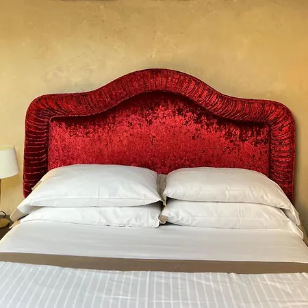 Palazzo San Niccolò 4*