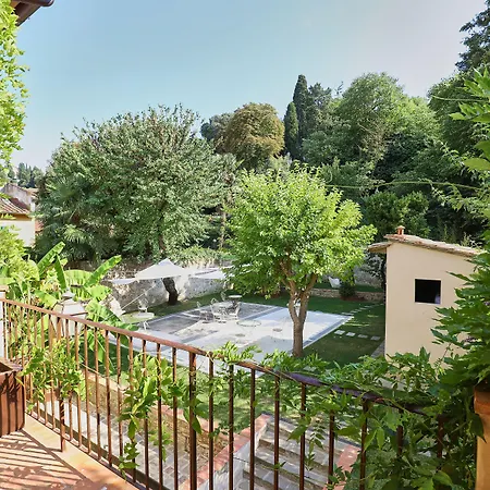 Apart Otel Numa Palazzo San Niccolo Floransa